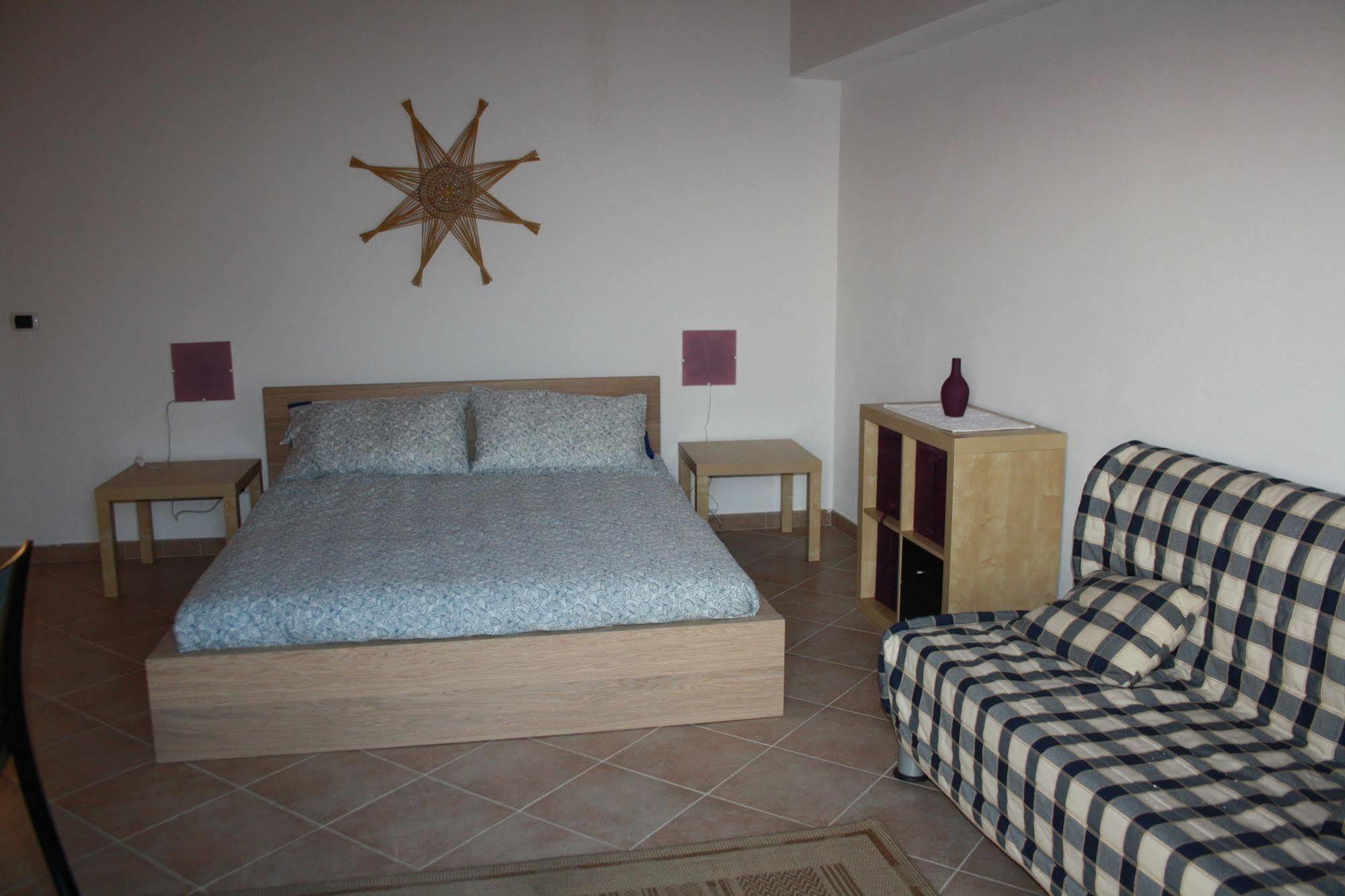 La Circumetnea Home Catania Bagian luar foto